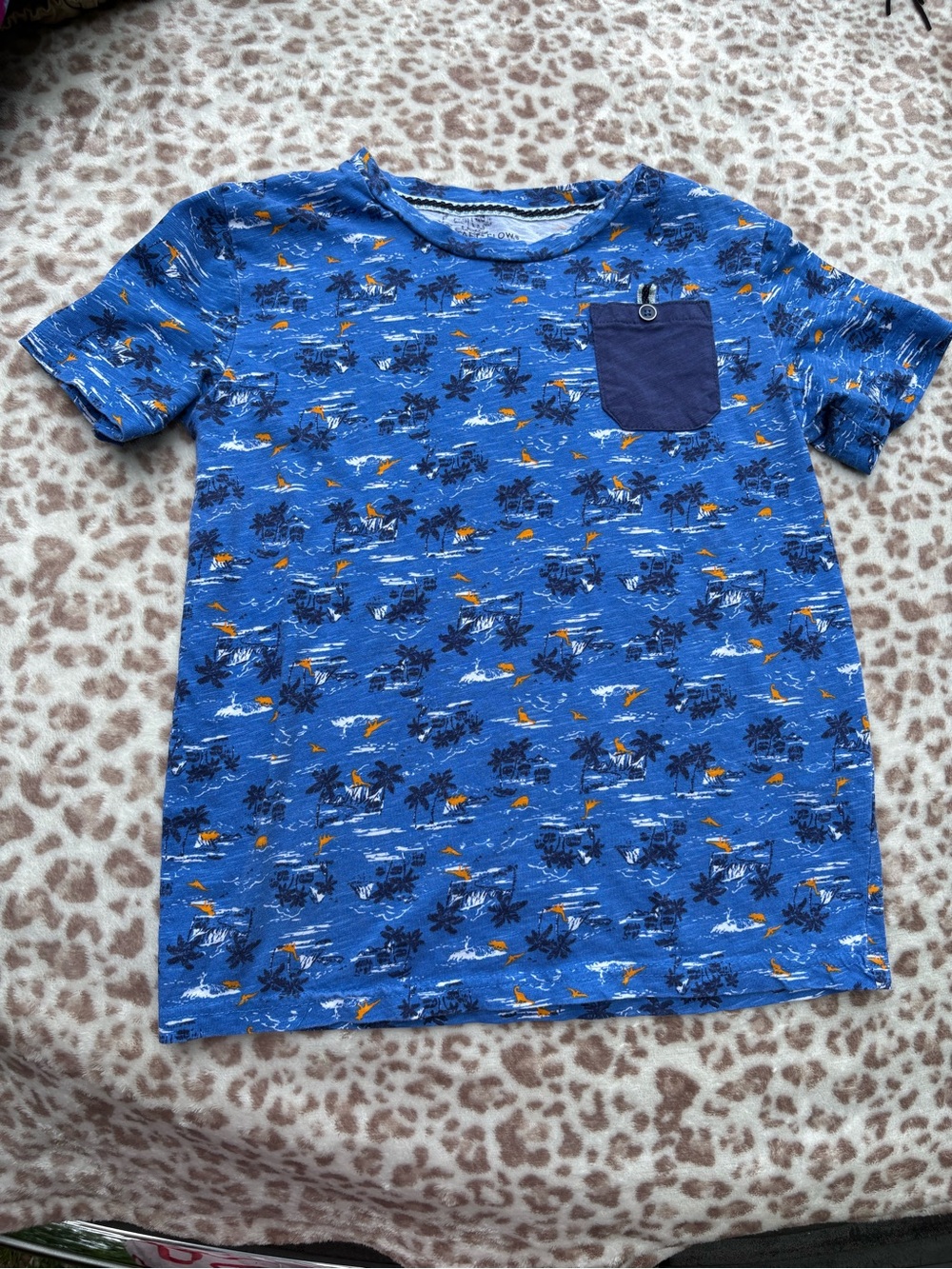 Boys Size 7 Blue Tropical Summer Vacation Pocket Tee